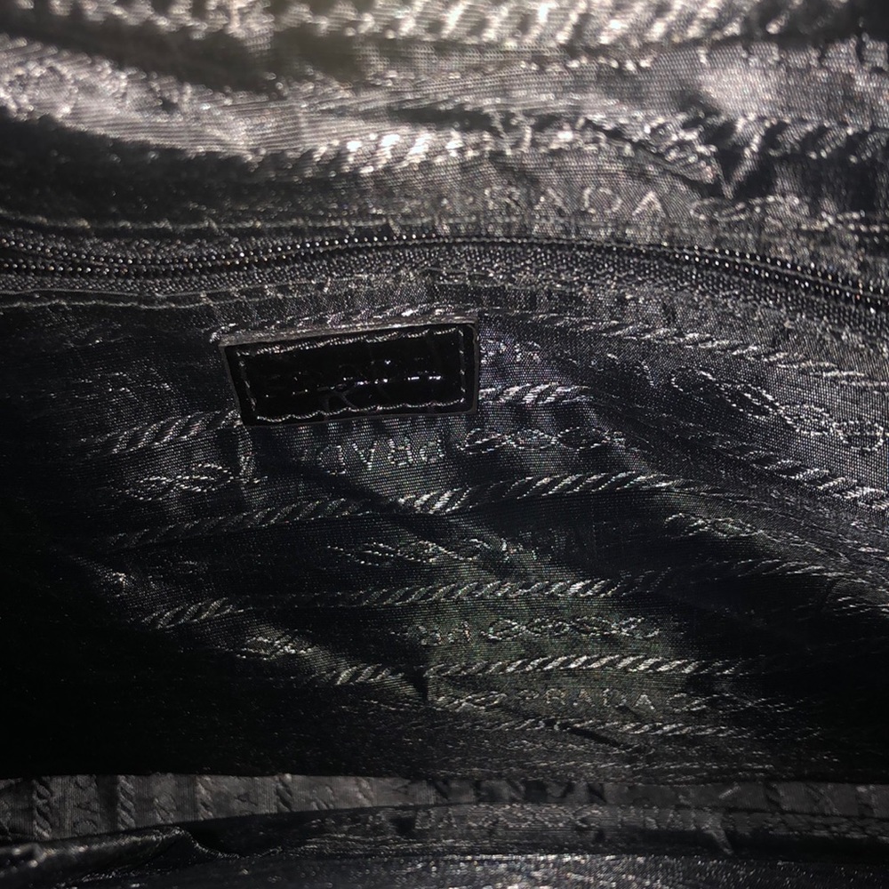 Beautiful Prada shoulder bag - Picture 6 of 9